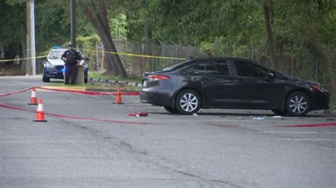 Fairfax: Mujer es herida de bala en su auto mientras su hijo estaba abordo